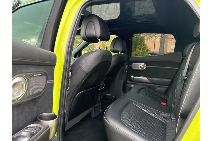 $33750 : Genesis GV60 2023 AWD Perfor image 6