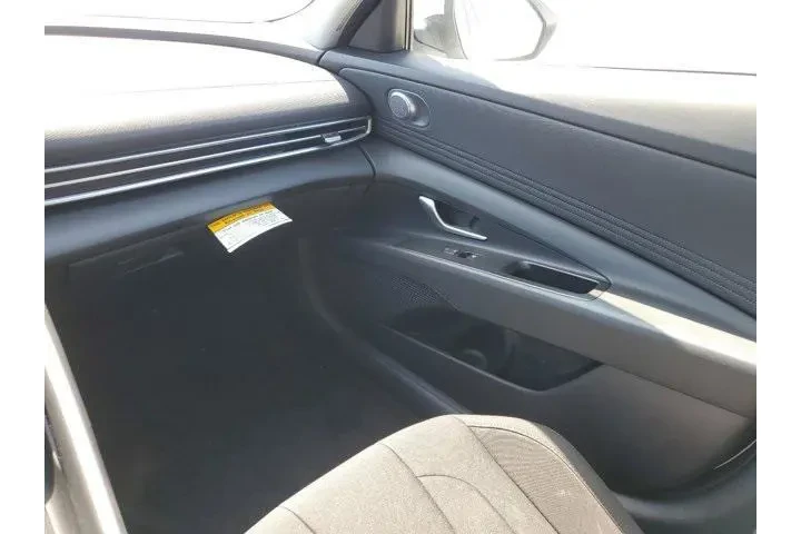 $20559 : Hyundai ELANTRA 2025 SEL Con image 9