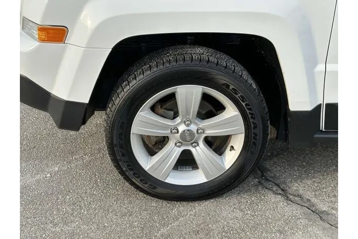 Jeep Patriot 2014 Latitude 4 image 6