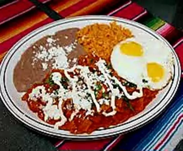 Buffet de chilaquiles..... image 1