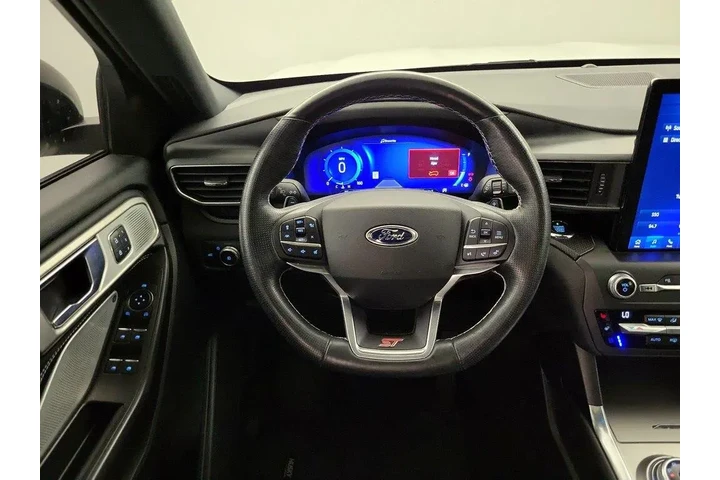 $33998 : Ford Explorer 2020 AWD ST 4d image 10