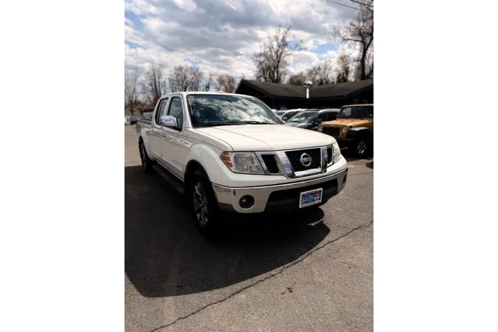 $9995 : 2016 Frontier SL image 6