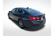 $14889 : Chevrolet Malibu 2017 LT 4dr thumbnail