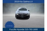 $13526 : Kia Optima 2019 LX 4dr Sedan thumbnail