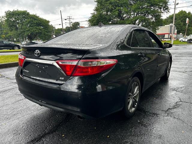 $12995 : 2017 Camry SE image 2