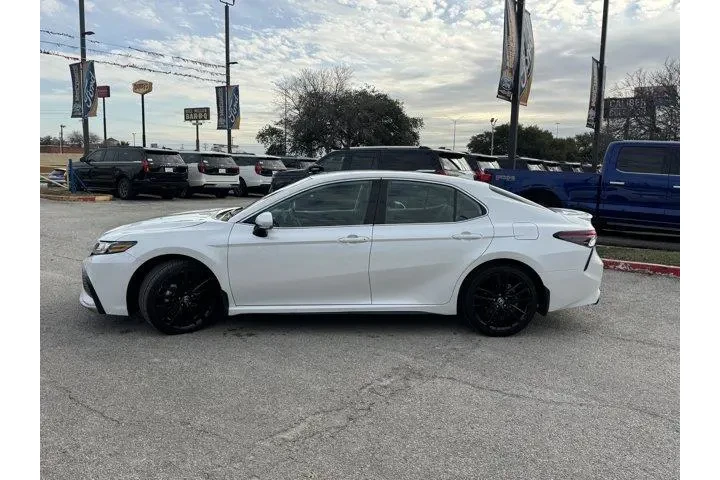 $29854 : Toyota Camry 2024 XSE 4dr Se image 9