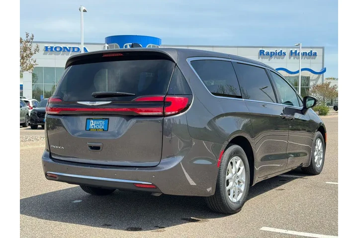 $23899 : Chrysler Pacifica 2023 Touri image 5