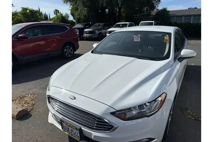 $17888 : Ford Fusion 2017 SE 4dr Seda image 3