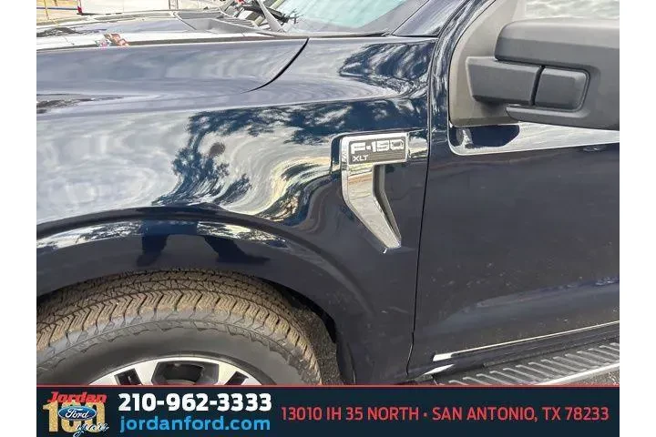 $36998 : Ford F-150 2023 4x2 XL 4dr S image 5