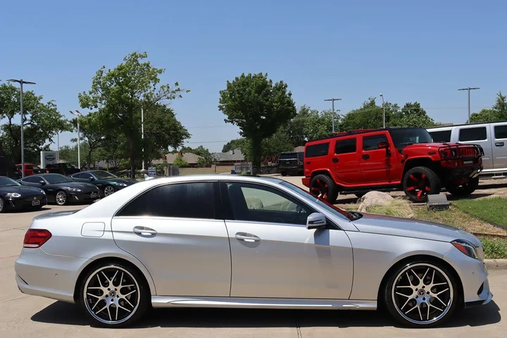 $15866 : 2016 E 350 Luxury Sedan image 6