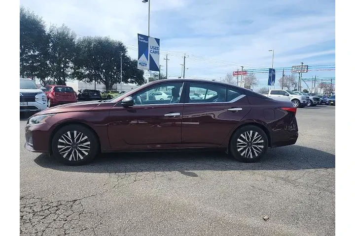 $18497 : Nissan Altima 2024 2.5 SV 4d image 6