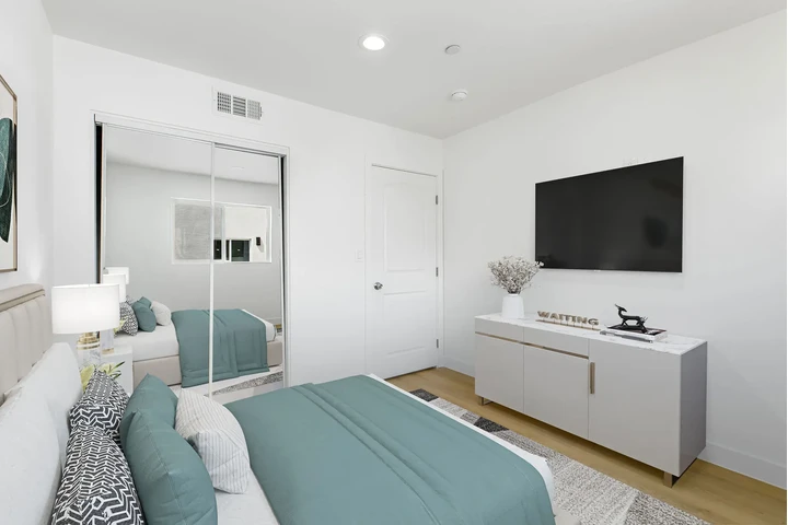 $2949 : FOR RENT 9611 S Hobart Blvd image 2
