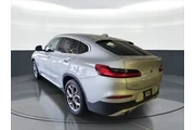 $29581 : BMW X4 2020 AWD xDrive30i 4d thumbnail