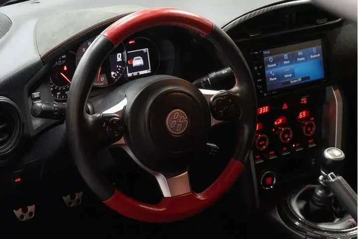 $26282 : Toyota 86 2019 TRD Special E image 2