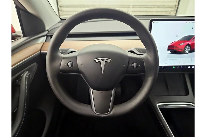 $35998 : Tesla Model Y 2023 AWD Long image 10
