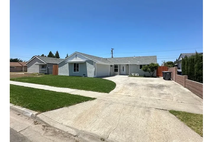 $1897 : Location, location, location. image 1