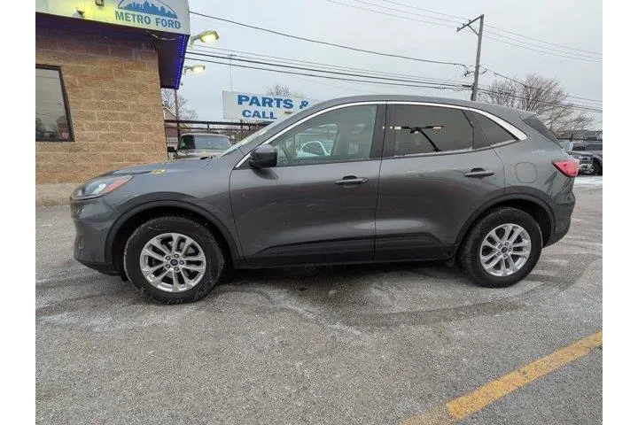 $23379 : Ford Escape 2021 AWD SE 4dr image 7