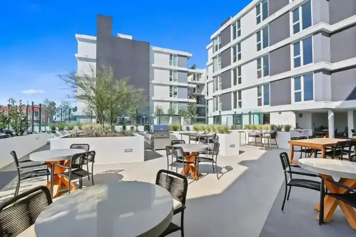 $2345 : Apartments for rent image 1