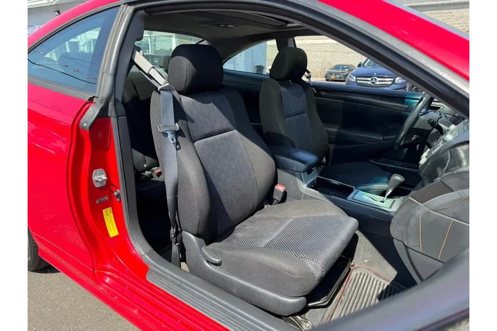 $5298 : Toyota Camry Solara 2005 SE image 10