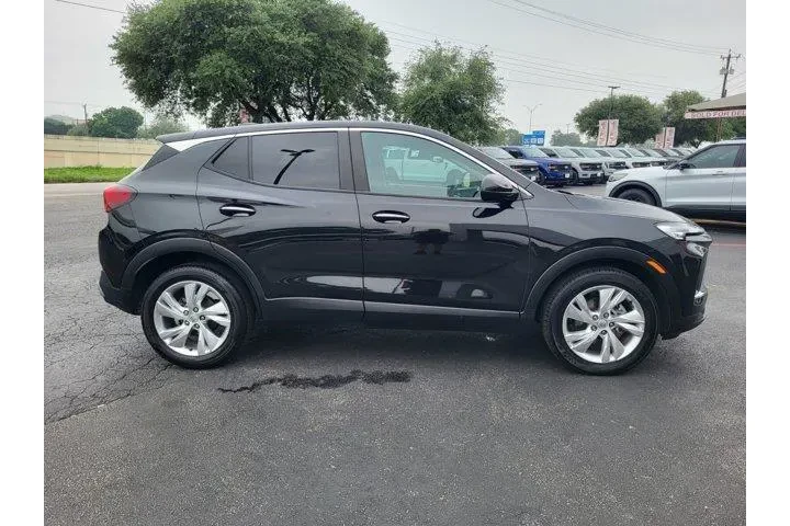 $23800 : Buick Encore GX 2025 Preferr image 2