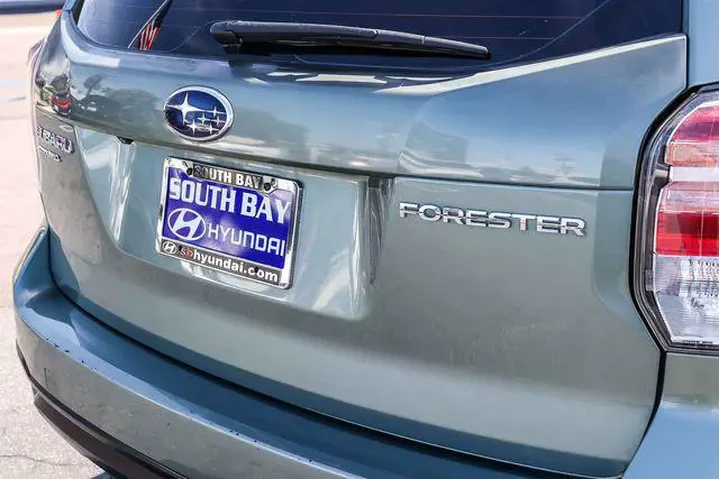 $13498 : Subaru Forester 2018 AWD 2.5 image 7
