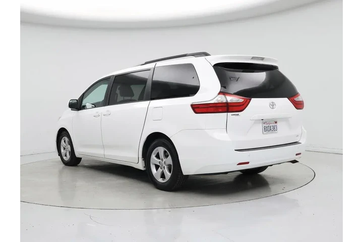 $27998 : Toyota Sienna 2016 LE 7-Pass image 2