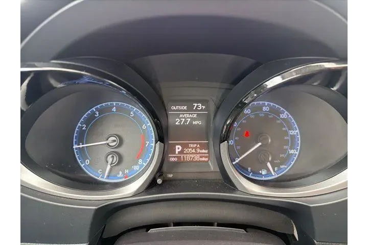 $13000 : Toyota Corolla 2015 S 4dr Se image 9