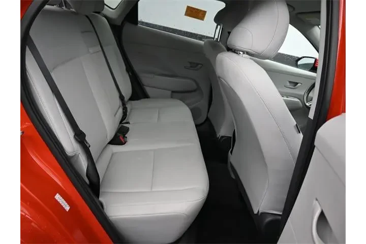 $20136 : Hyundai KONA 2024 AWD SEL 4d image 7