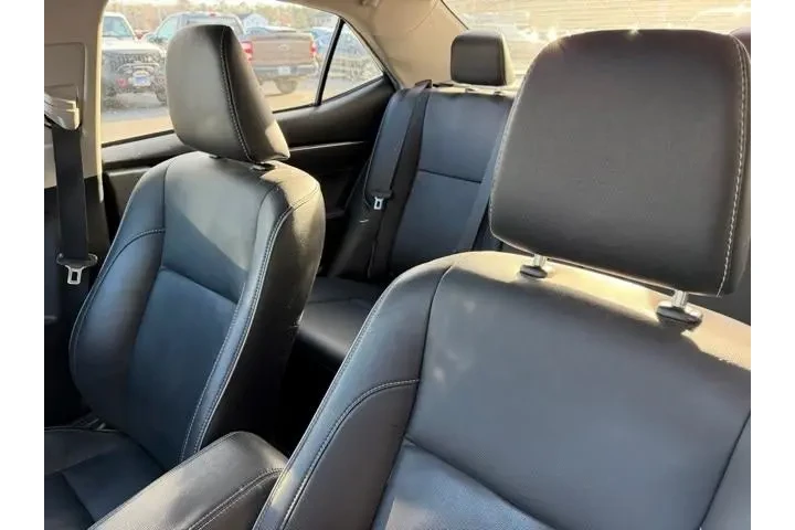 $11500 : Toyota Corolla 2018 XLE 4dr image 9