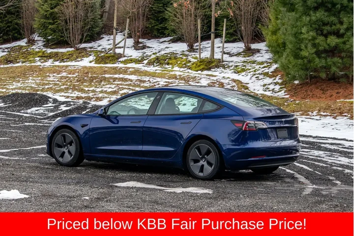 $18695 : Tesla Model 3 2022 4dr Sedan image 5
