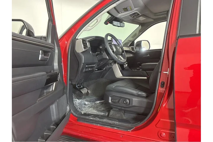 $62994 : Gold Certified2024 Sequoia Li image 2