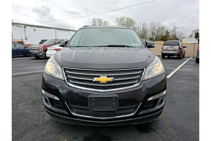 $10600 : 2015 Traverse 1LT AWD image 2