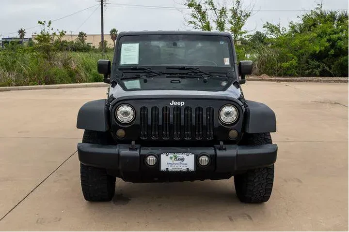 $18381 : Jeep Wrangler 2017 4x4 Sport image 2