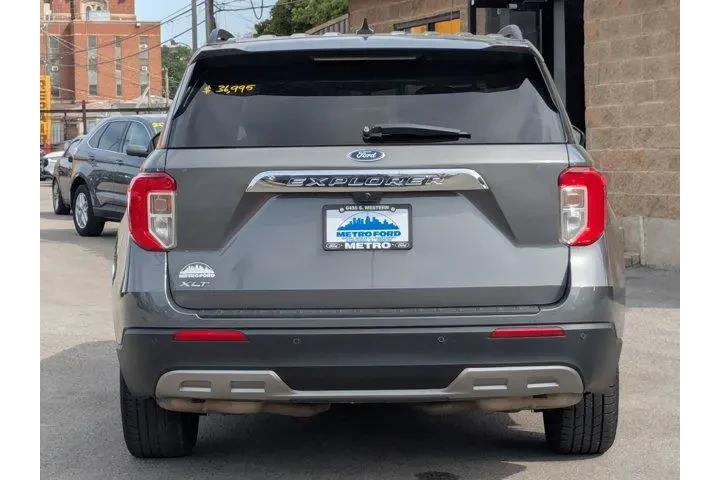 $26598 : Ford Explorer 2023 XLT 4dr S image 5