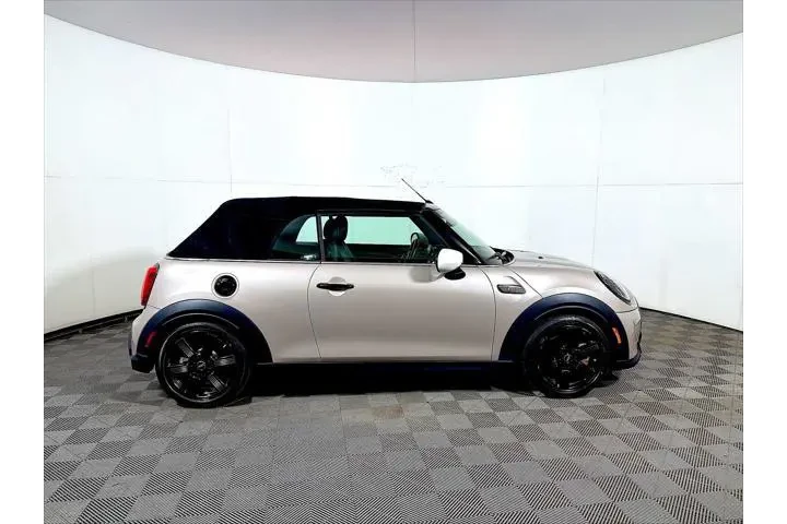 $26988 : MINI Convertible 2024 Cooper image 7
