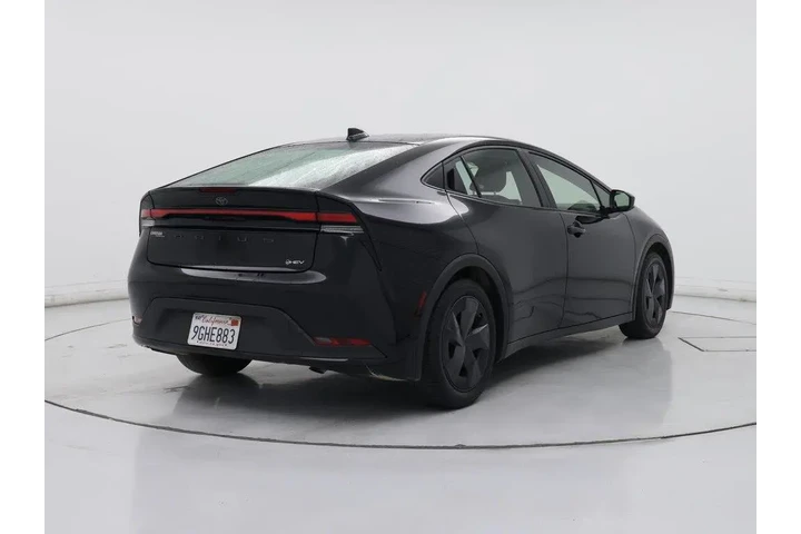 $27998 : Toyota Prius 2023 LE 4dr Hat image 8