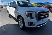 $48995 : Pre-Owned 2021 Yukon XL SLT S thumbnail