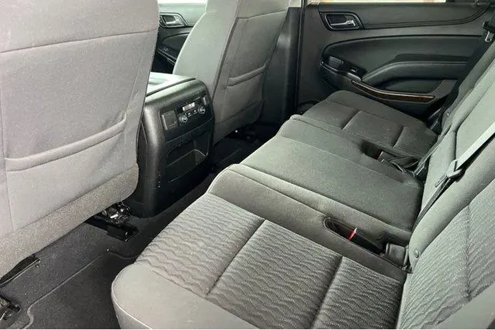 $22998 : Chevrolet Tahoe 2019 4x4 LS image 6
