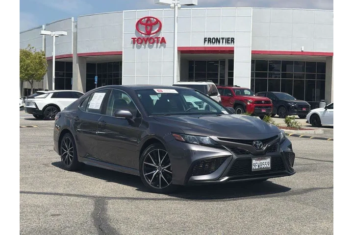 $28411 : Toyota Camry 2023 SE 4dr Sed image 1