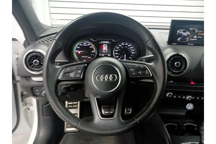 $15998 : Audi A3 Sportback e-tron 201 image 10