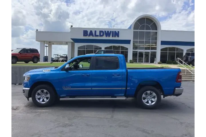$39950 : Ram 1500 2024 4x2 Laramie 4d image 4