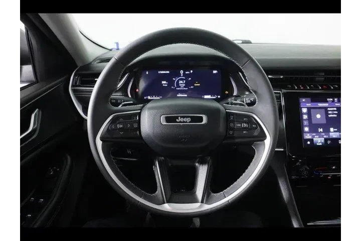 $29375 : Jeep Grand Cherokee 2024 4x4 image 10