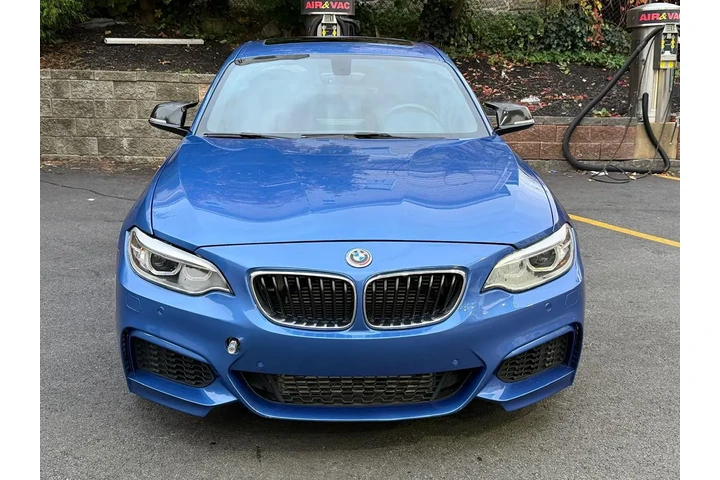 $17995 : 2015 2 Series M235i xDrive image 9