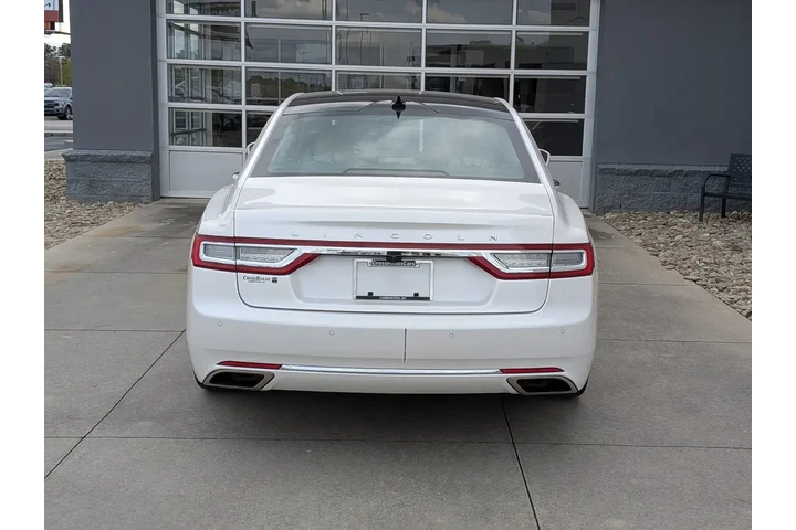 $25987 : Lincoln Continental 2018 Res image 5
