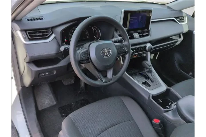 $28755 : Toyota RAV4 2025 AWD LE 4dr image 10