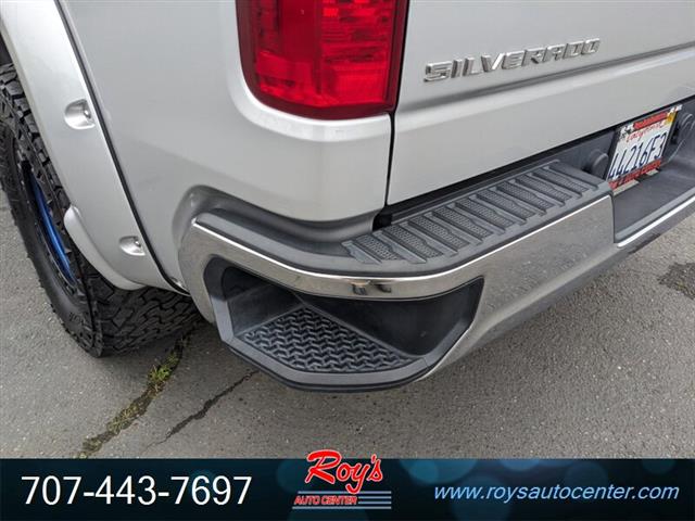 $37995 : 2020 Silverado 1500 LT 4WD Tr image 10