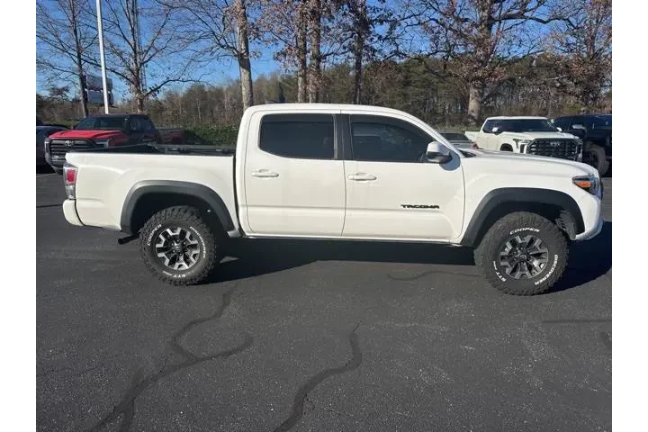 $32695 : Toyota Tacoma 2020 4x4 TRD O image 3