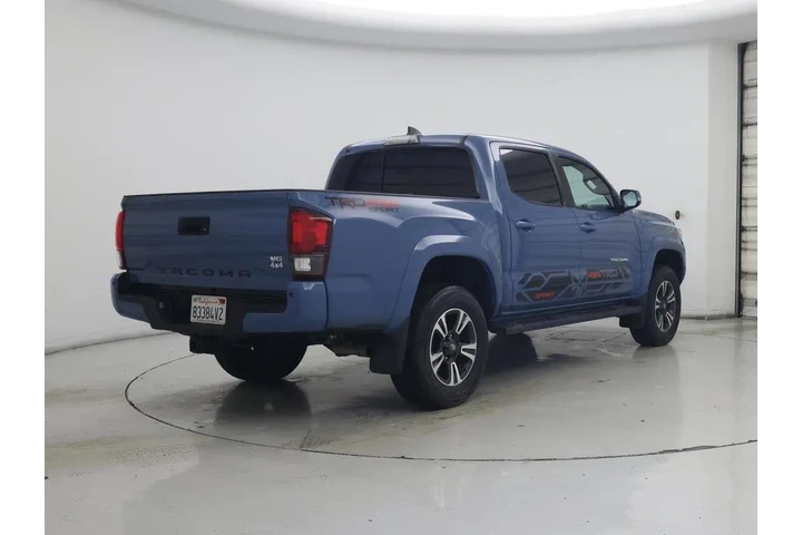 $35998 : Toyota Tacoma 2019 4x4 TRD S image 8