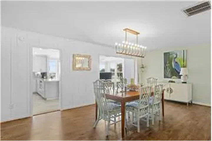 $3500 : Rental property with 3 bedro image 7