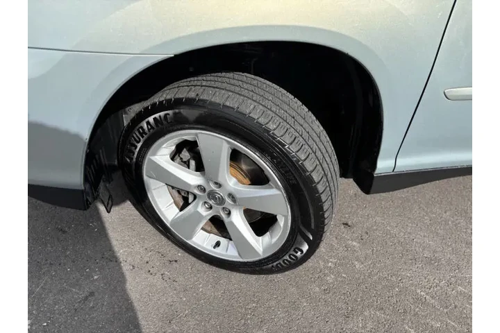 $8888 : 2004 RX 330 image 3